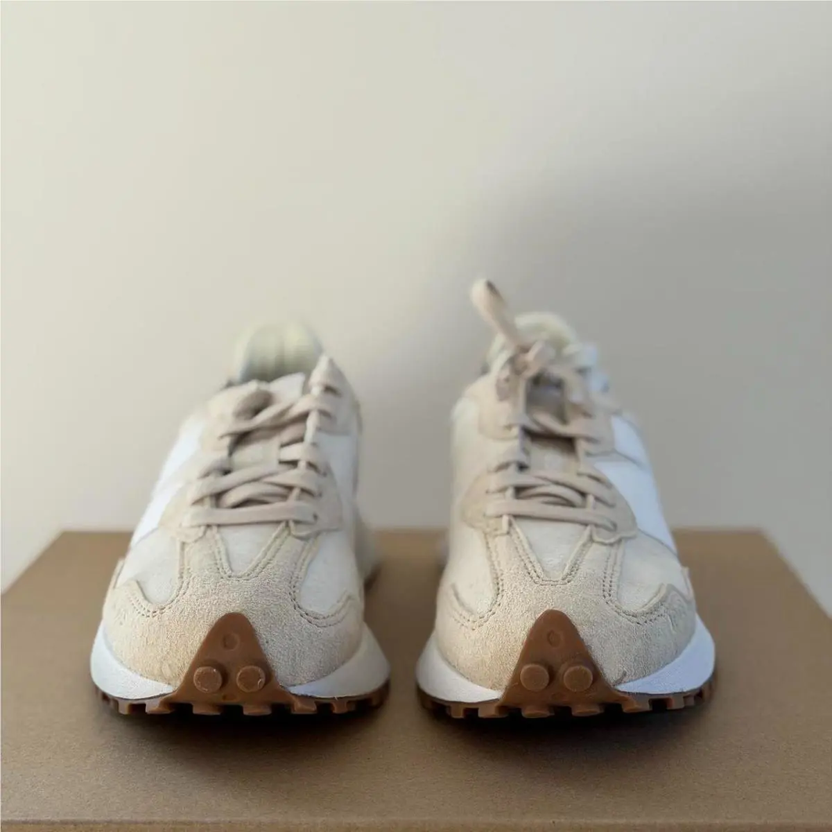 New Balance shoes - Cream 6