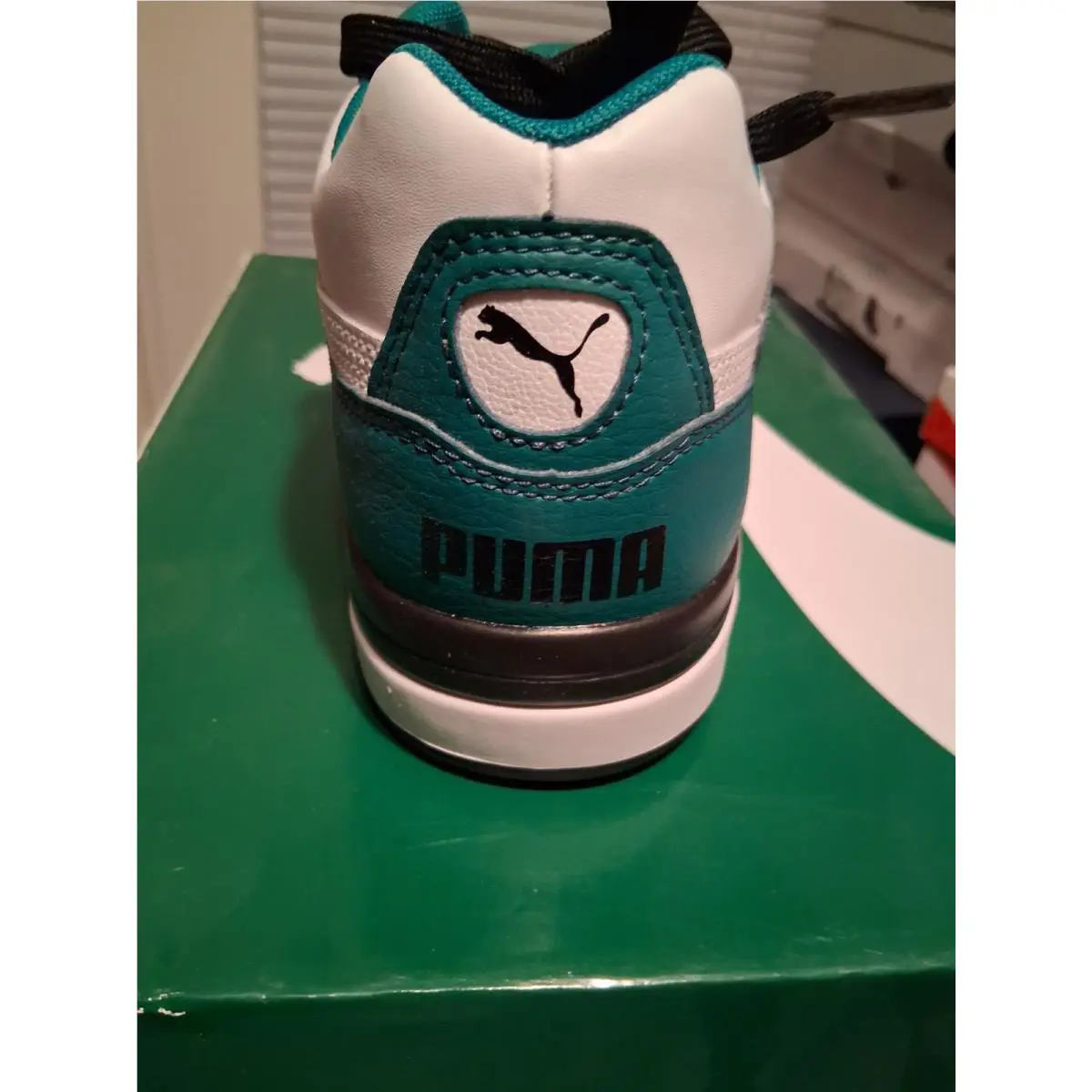 Puma shoes - Green and White 4