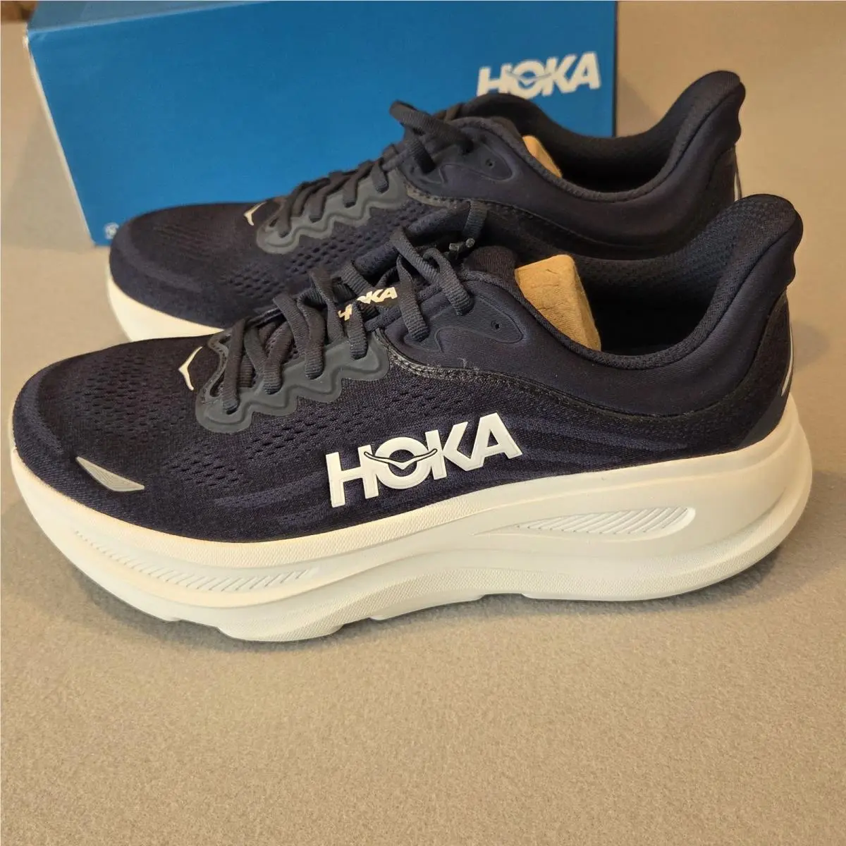 Hoka One Bondi 9 Varsity Navy / White Mens Size 9.5D Sneaker Shoes 1162011-VYN - Navy Blue