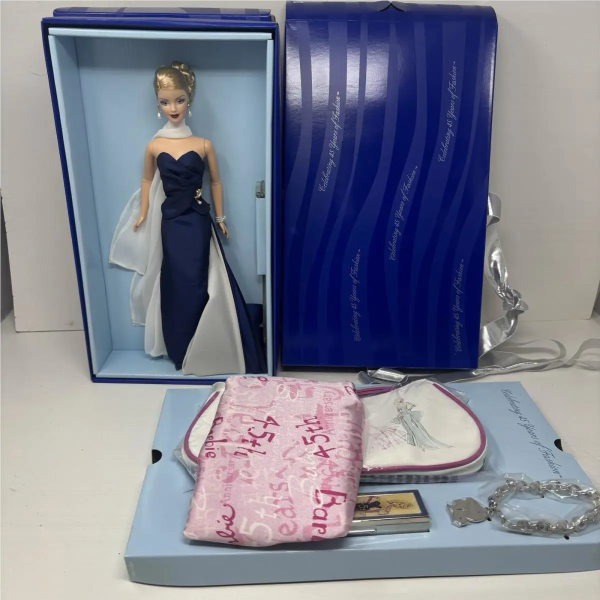 Nrfb 2004 National Barbie Doll Collectors Convention Mattel C7021 Accessories