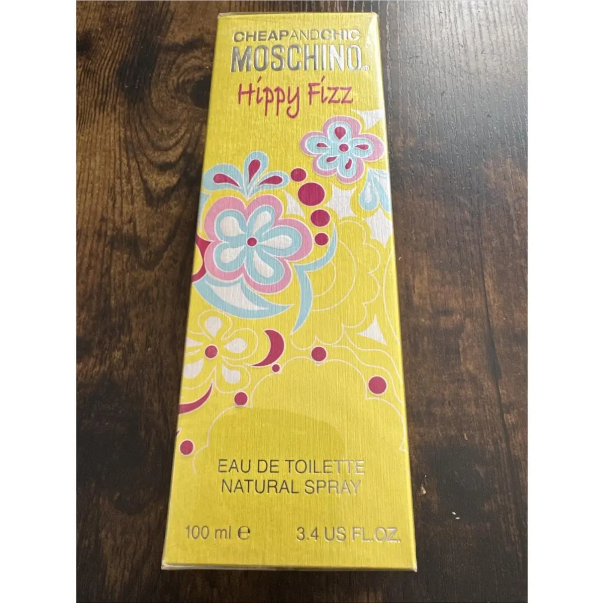 and Chic Hippy Fizz by Moschino 3.4 oz Edt Natural Spray For Women