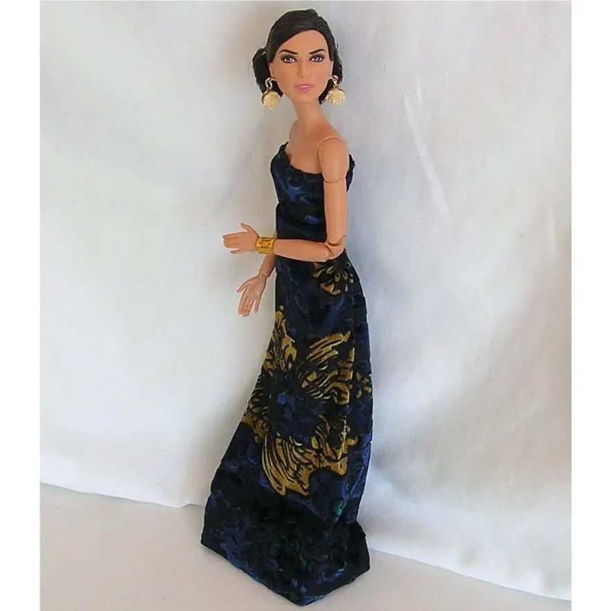 Barbie Wonder Woman Gal Gadot Hybrid Doll Made to Move Body Redressed 2033