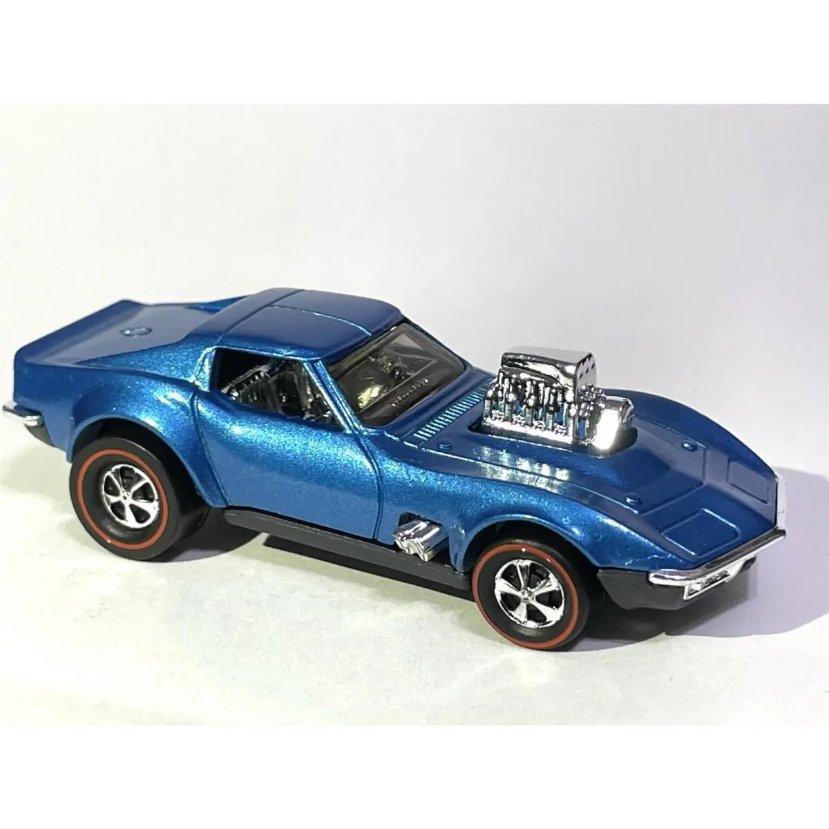 Custom Made Hot Wheels • Gas Monkey Garage ‘68 Corvette • Gloss Blue