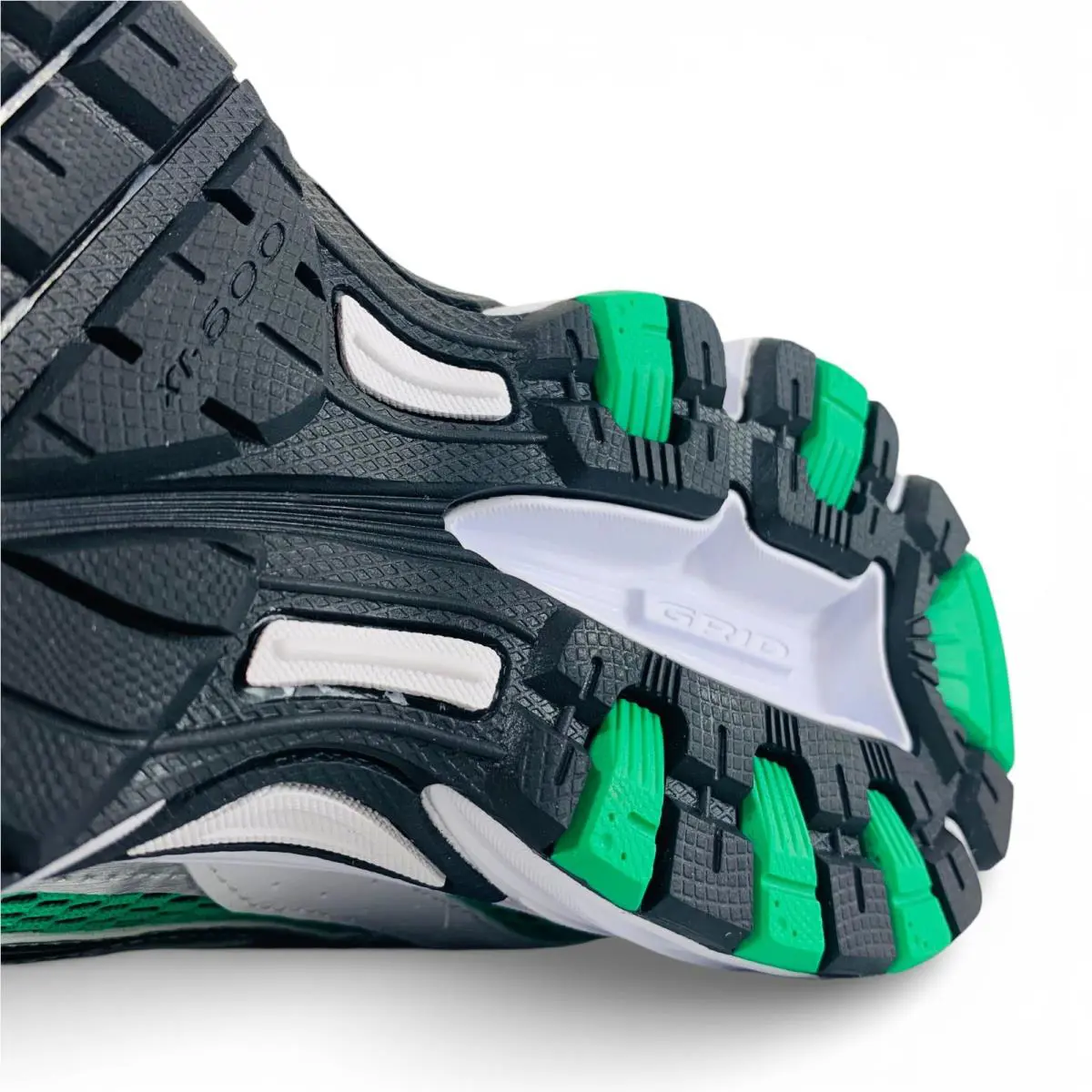 Saucony shoes - Saucony Ride Millennium - Ride Millennium - S70812-26 - White 9