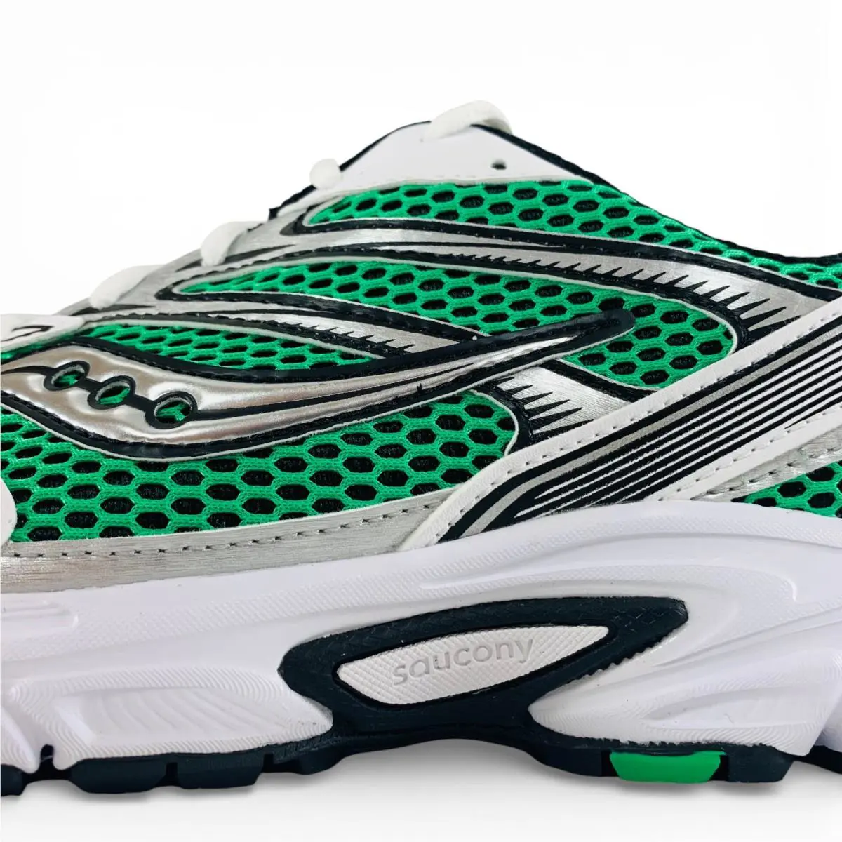 Saucony shoes - Saucony Ride Millennium - Ride Millennium - S70812-26 - White 19