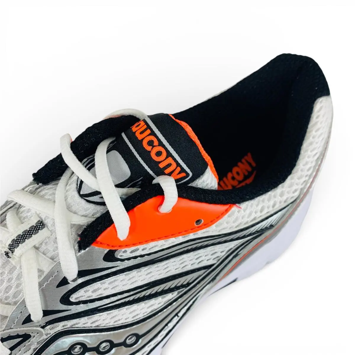 Saucony shoes - Saucony Ride Millennium - Ride Millennium - S70812-22 - White 8