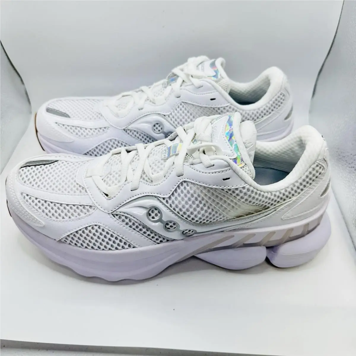 Saucony shoes - Saucony ProGrid Triumph 4 - ProGrid Triumph - S70797-4 - White 1