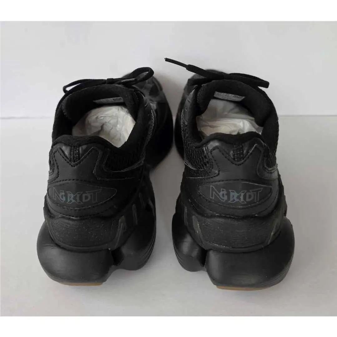 Saucony shoes - Saucony Grid NXT - Grid NXT - S70797-3 - Black 1