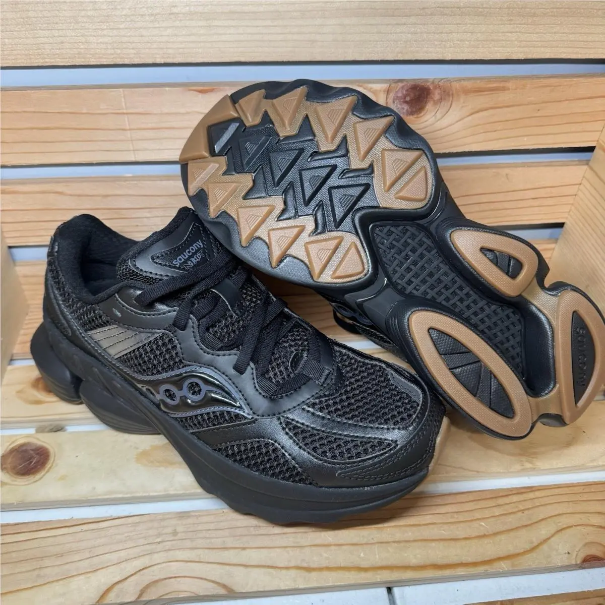 Saucony Nxt Grid Running Sneakers Shoes S70797-3 Size 7.5 Women`s/6 Men`s