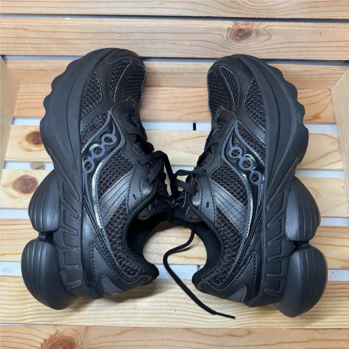 Saucony shoes - Saucony Endorphin Speed 3 - Endorphin Speed - S70797-3 - Black 1