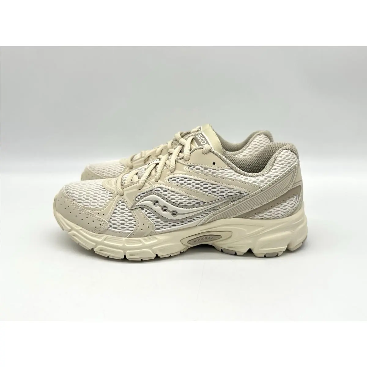 Saucony Ride Millennium Women`s Size 8 Cream Athletic Running Sneaker S70850-2