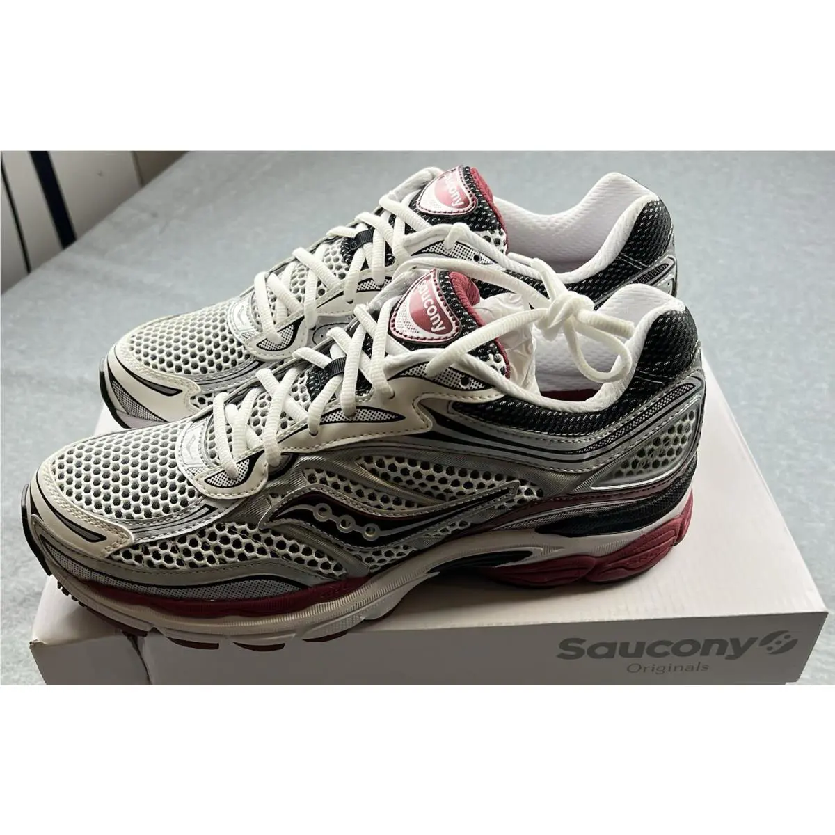 Saucony shoes - Saucony Progrid Omni 9 - Progrid Omni - S70739-1 - Red/Silver 6