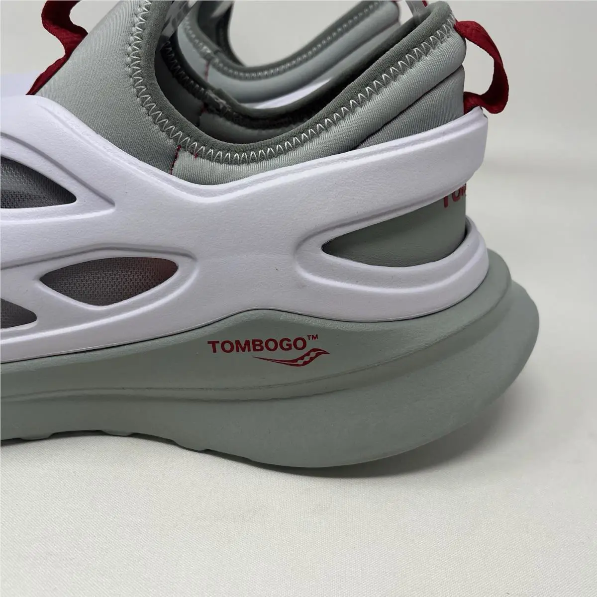 Saucony shoes - Tombogo Butterfly - Tombogo Butterfly - White/Red/Sage Moon 2