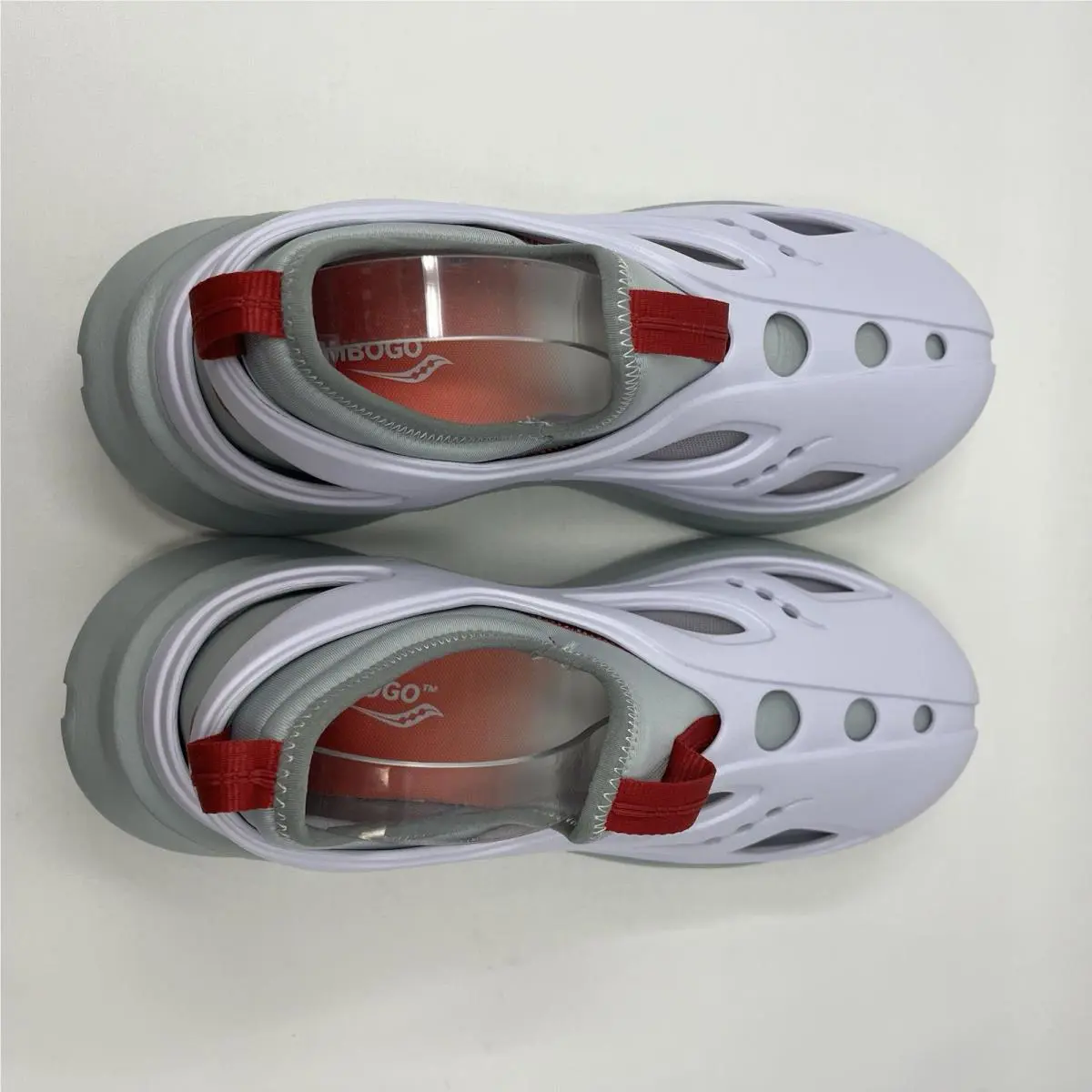 Saucony shoes - Tombogo Butterfly - Tombogo Butterfly - White/Red/Sage Moon 6