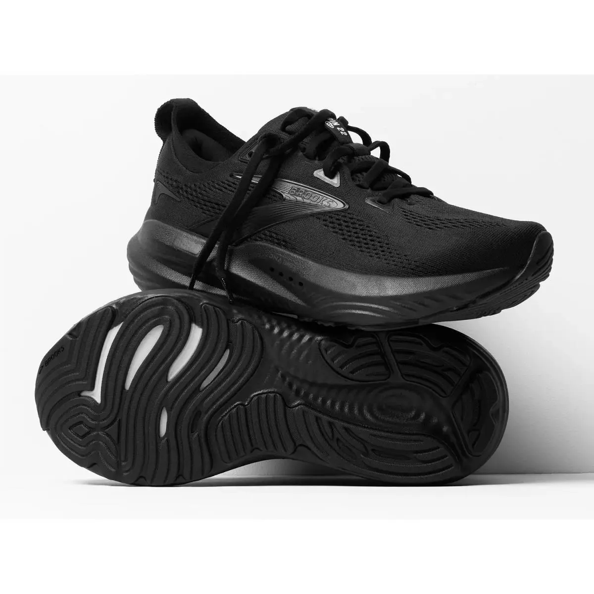 Brooks shoes - Black 5