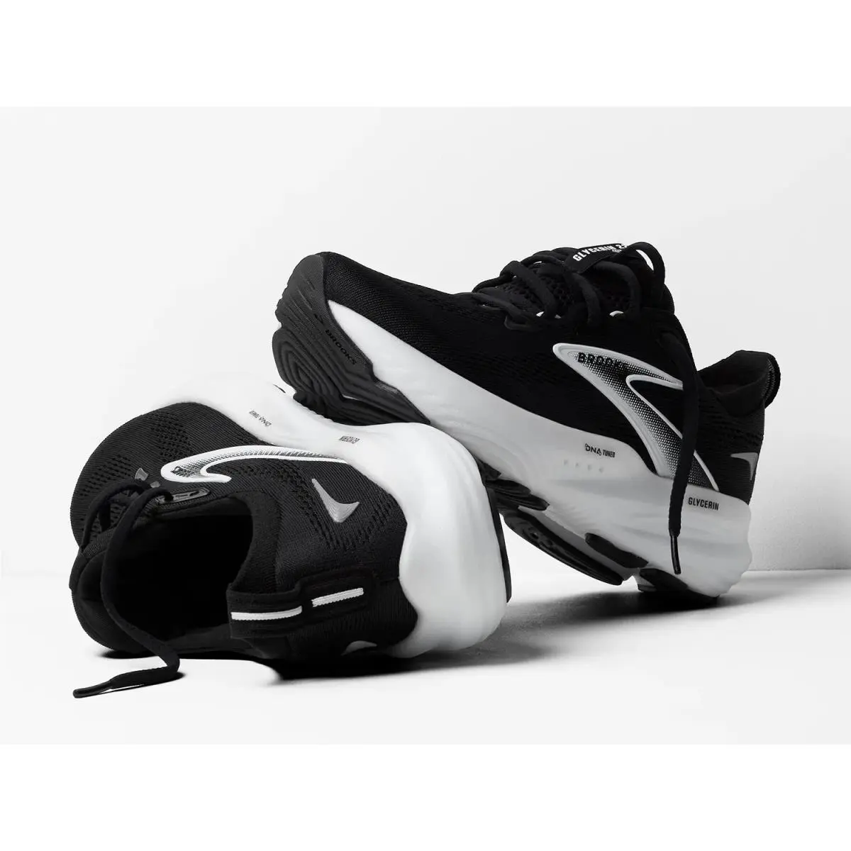 Brooks shoes - Black 19