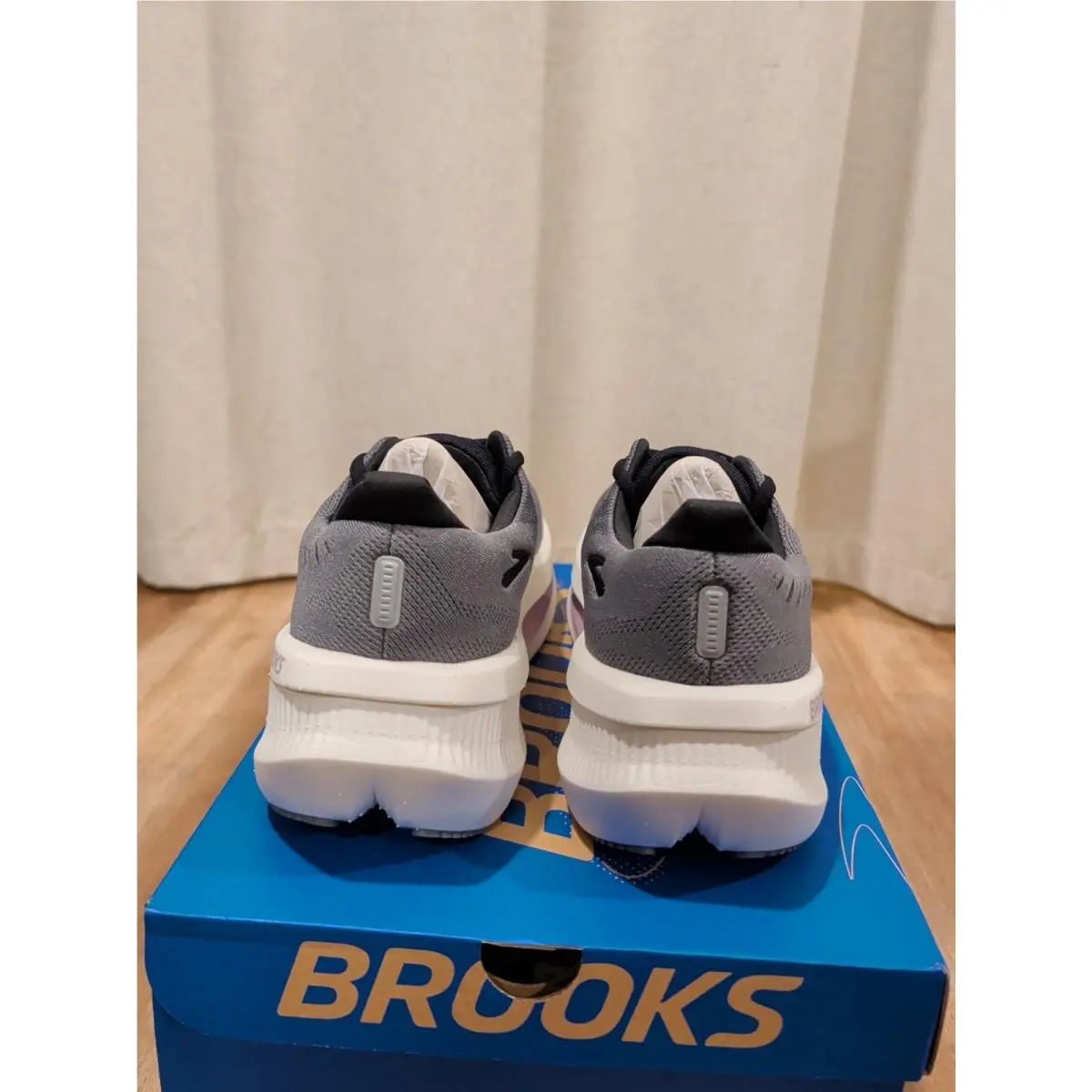 Brooks shoes - Brooks Glycerin Max 2 - Glycerin Max - 120468 1B 059 - Gray 1