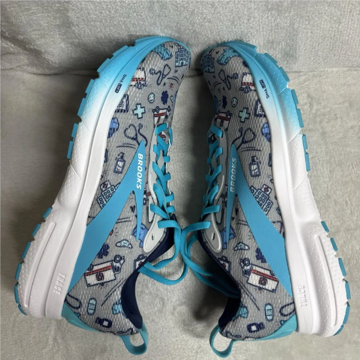 Brooks shoes - Brooks Trace 4 - Trace - 120441 1B 052 - Gray 2