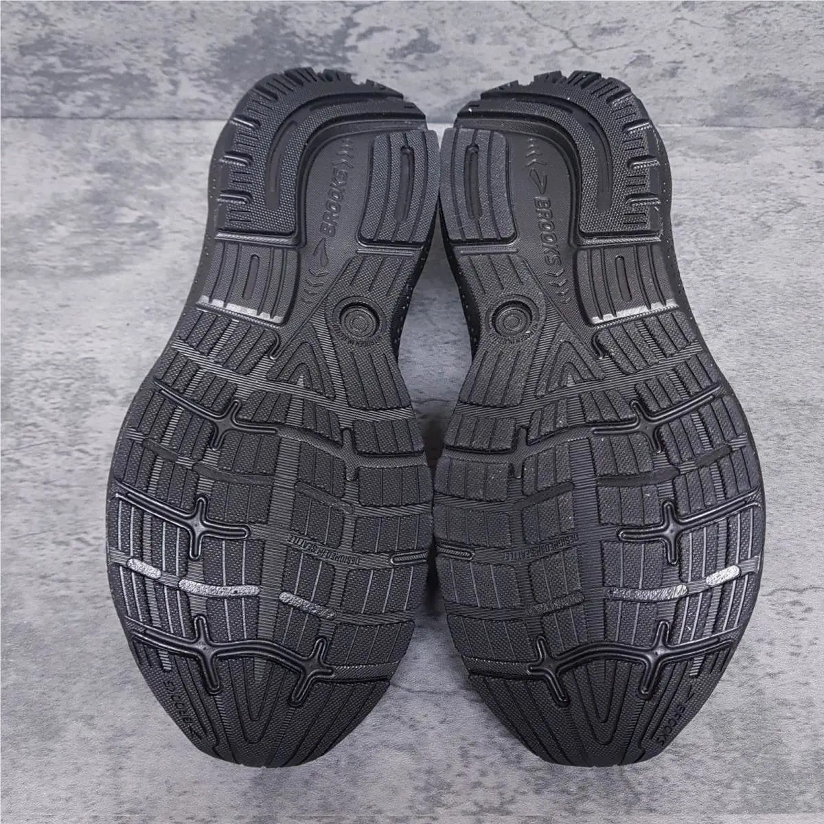 Brooks shoes - Ghost 16 - Ghost - 1104181B020 - Black 3