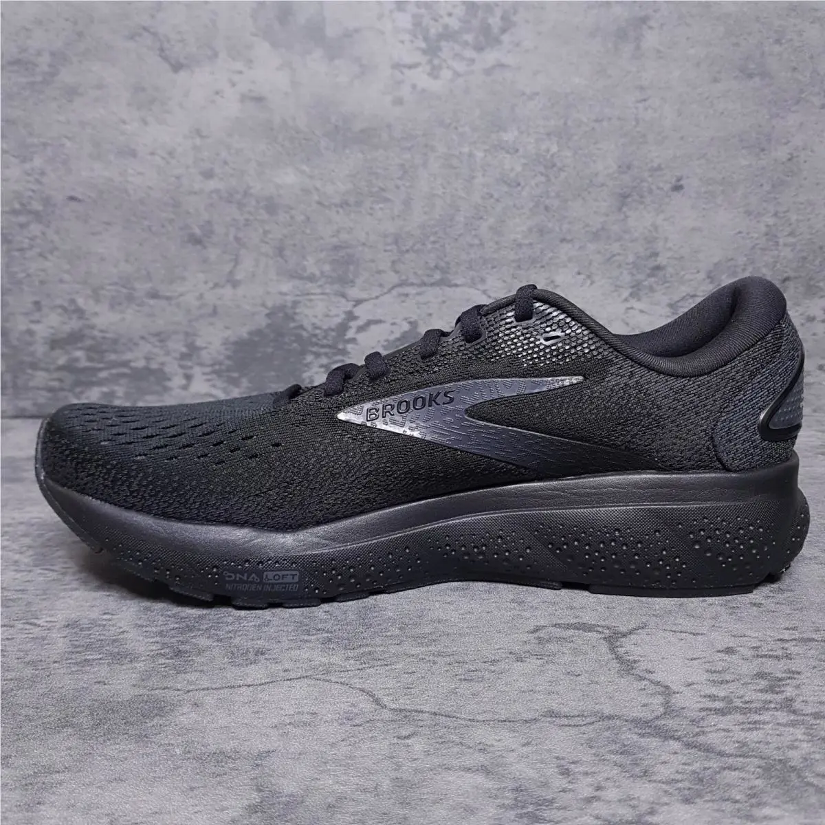 Brooks shoes - Ghost 16 - Ghost - 1104181B020 - Black 0