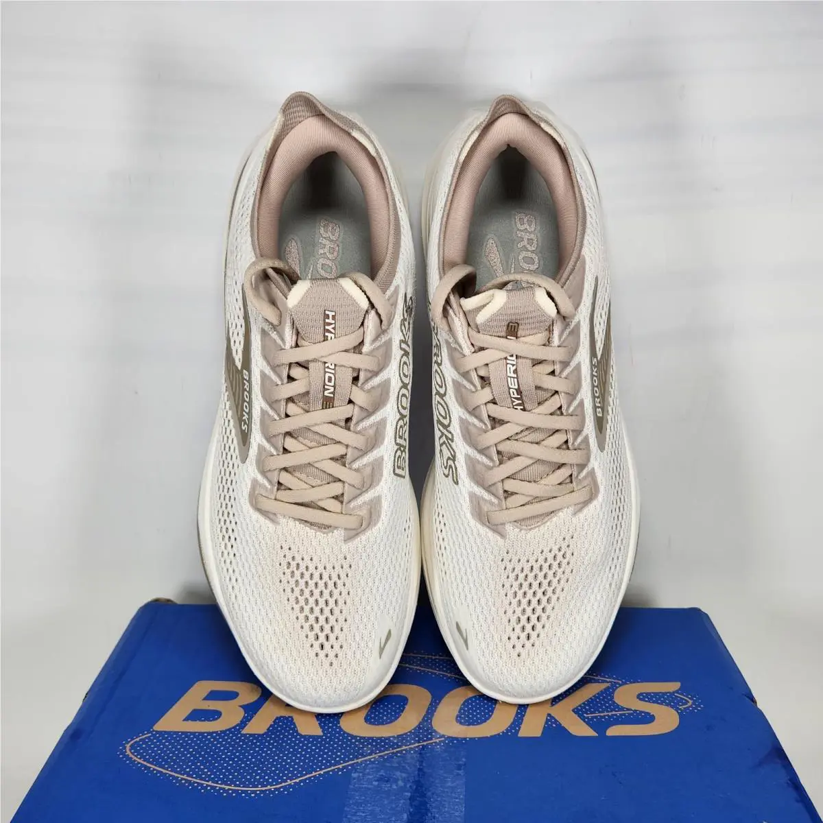 Brooks shoes - Brooks Hyperion - Hyperion - Gold 1