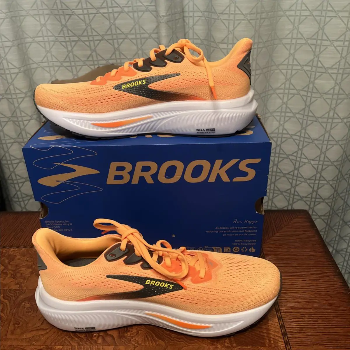 Brooks shoes - Brooks Ghost 17 - Ghost - 1104421D865 - Orange 0