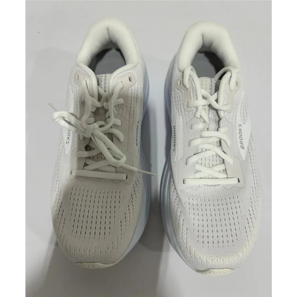 Brooks shoes - White 5