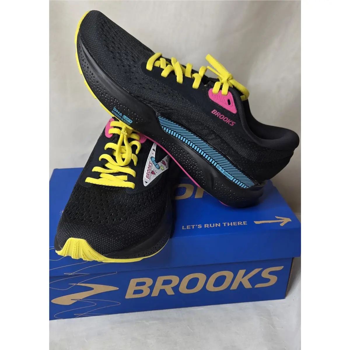 Brooks shoes - Brooks Adrenaline GTS 24 - Adrenaline GTS - Black 9