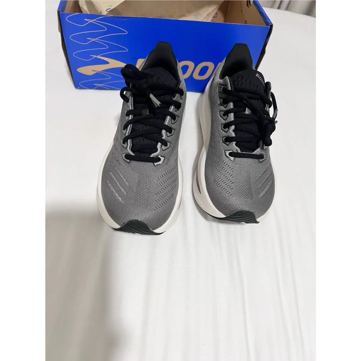 Brooks shoes - Brooks Glycerin Max - Glycerin Max - Gray 1