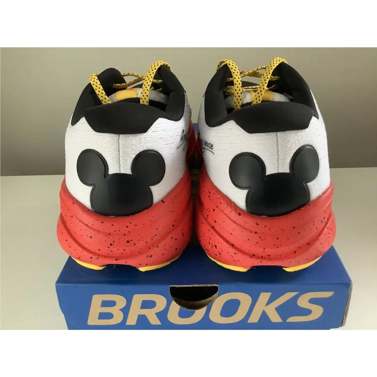 Brooks shoes - Brooks Ghost Max - Ghost Max - Black 2