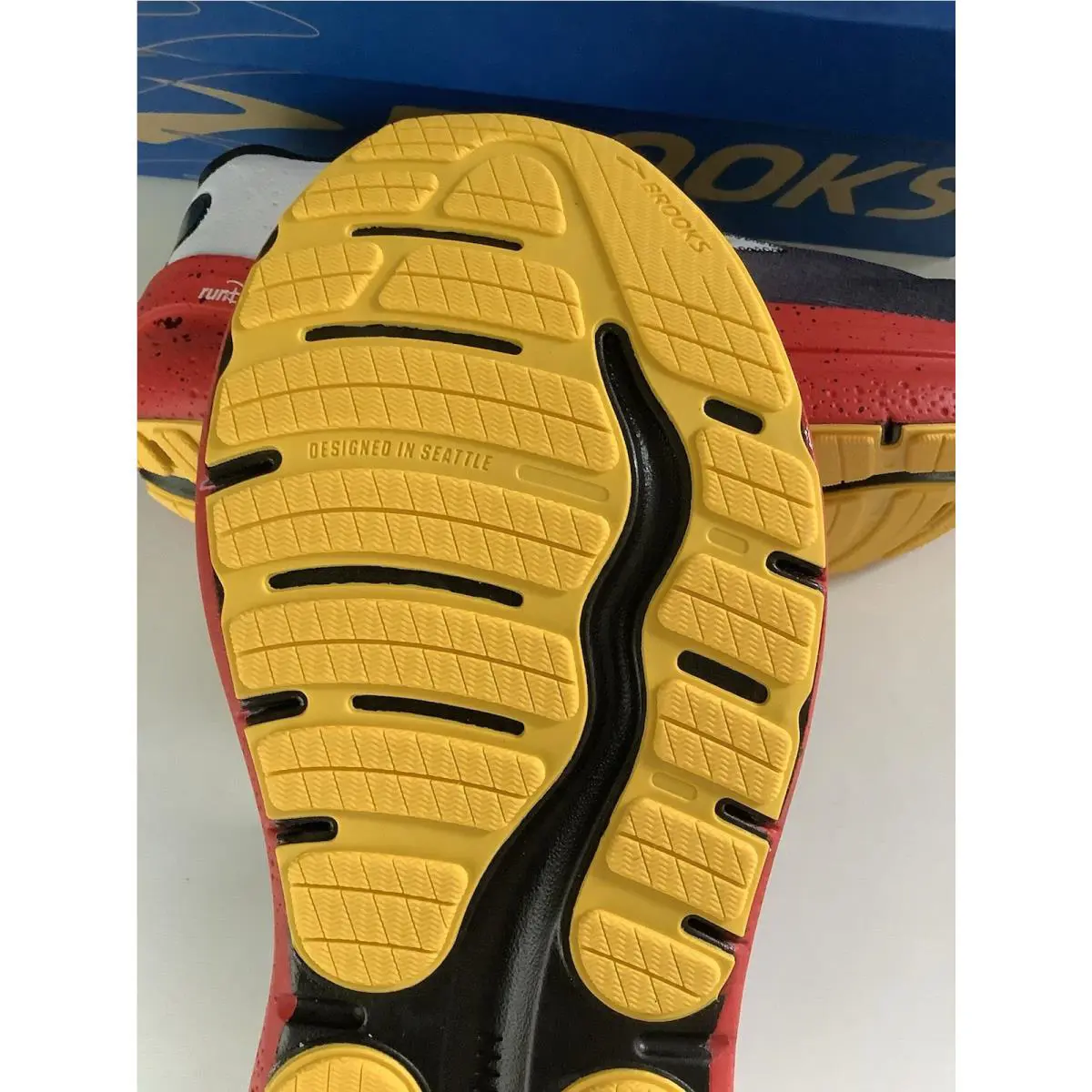 Brooks shoes - Brooks Ghost Max - Ghost Max - Black 7