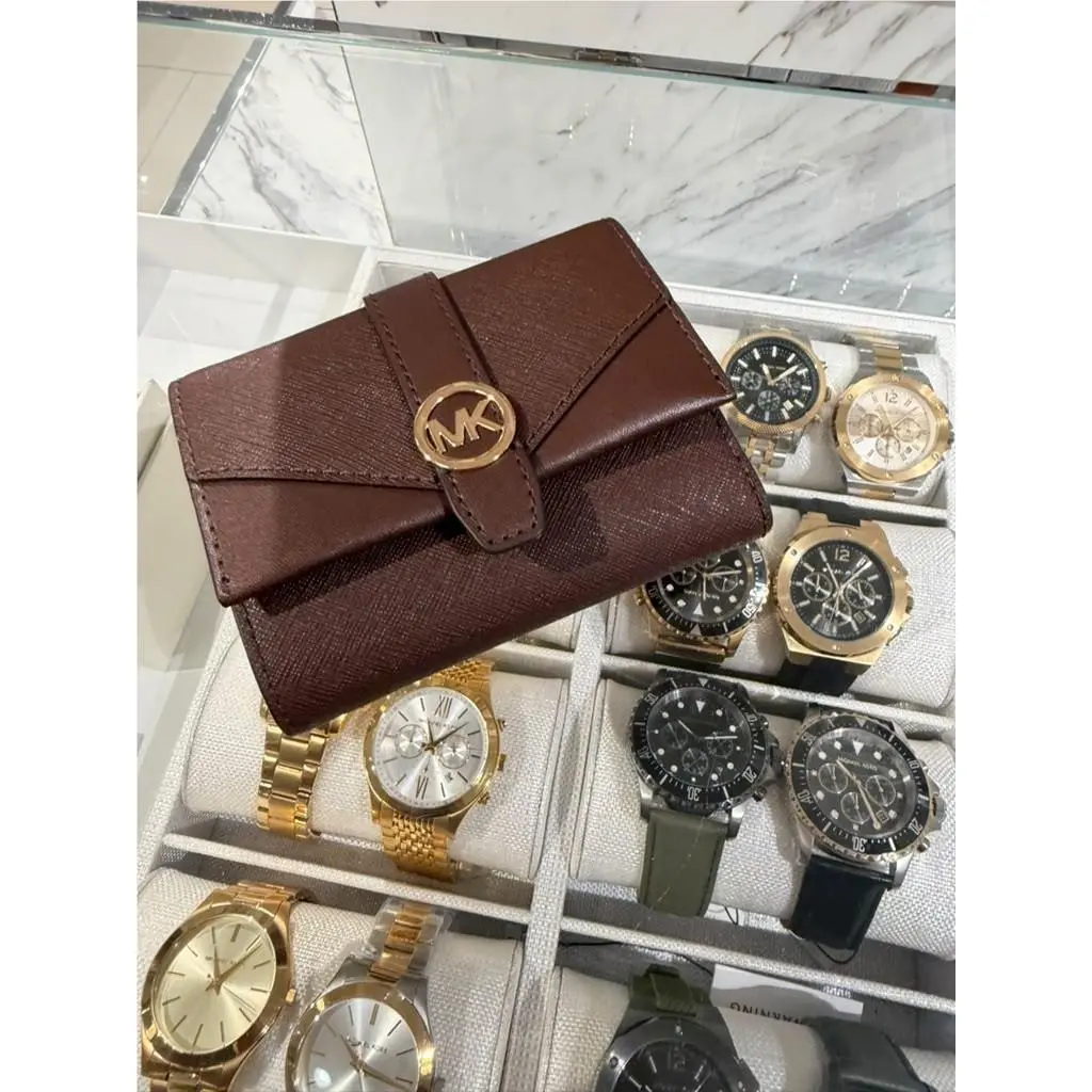 Michael Kors MK Greenwich Small Medium Card Holder Trifold Leather Wallet Nutmeg