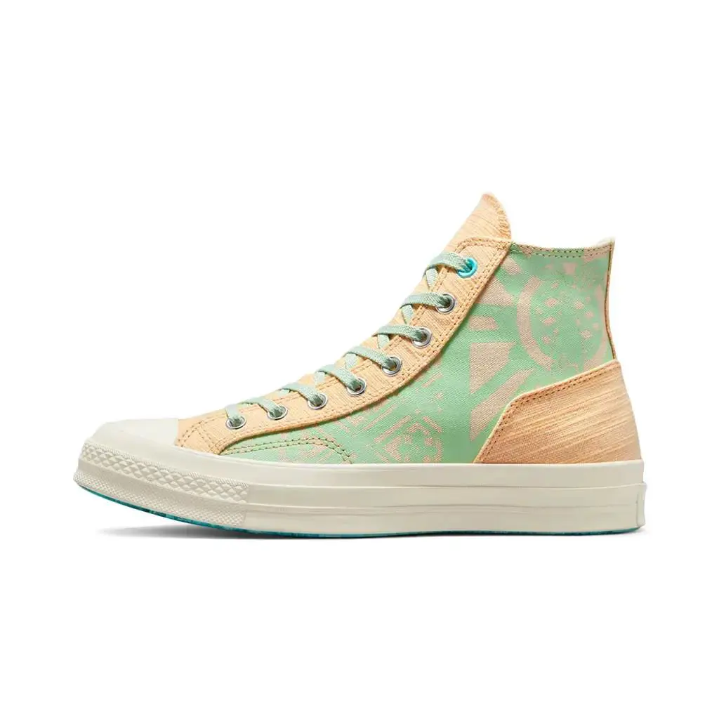Converse shoes - White 2