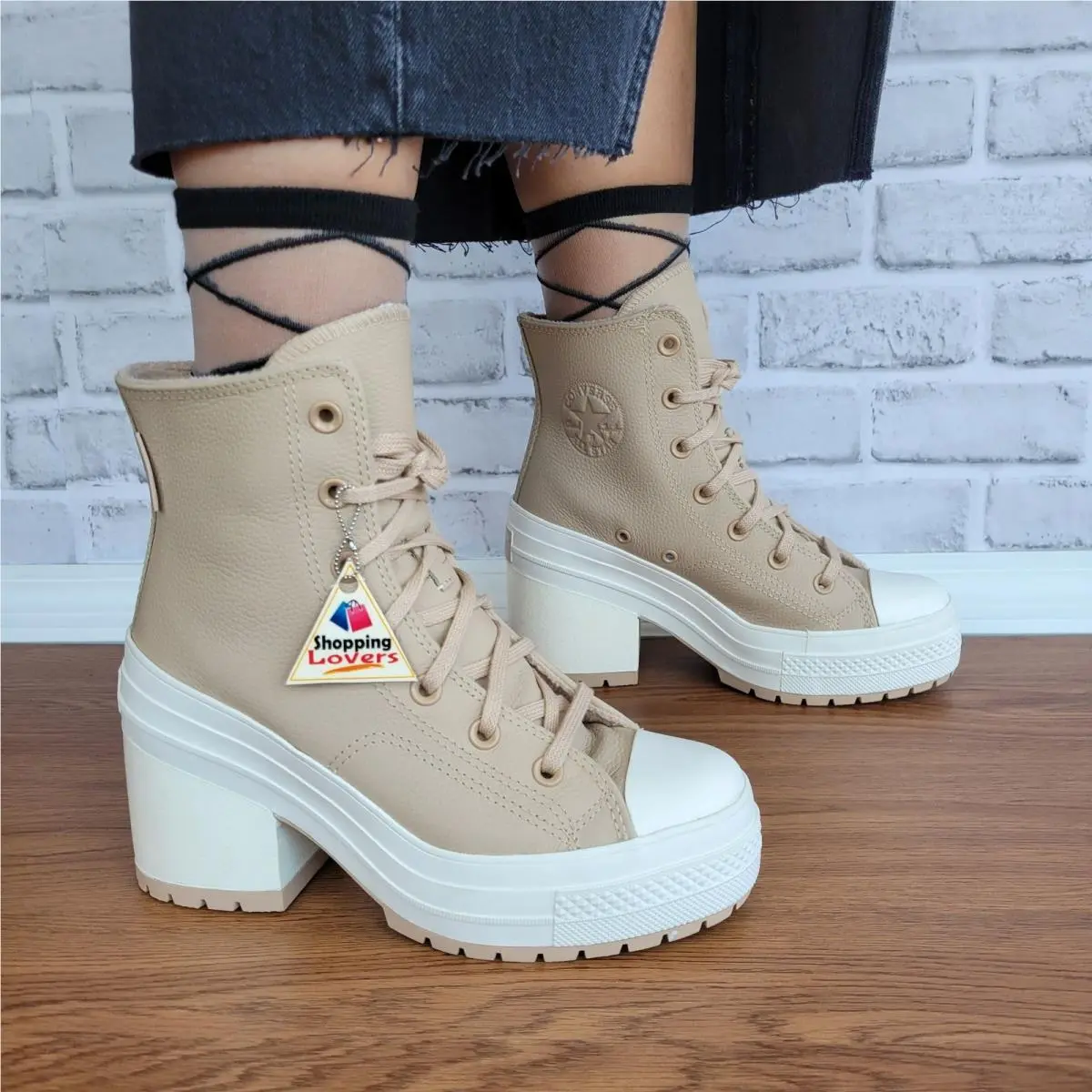 ⭐converse Chuck 70 De Luxe Platform Weatherized Leather 12.5 Women Shoes A12345C