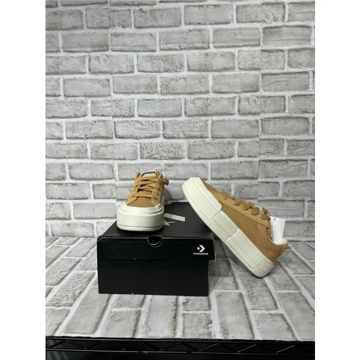 Converse Unisex Ctas Cruise OX Sandy Shore/egret Low Top Sneaker Size 7.5Women’s