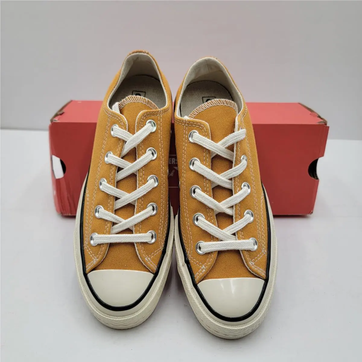 Converse shoes - Yellow 2