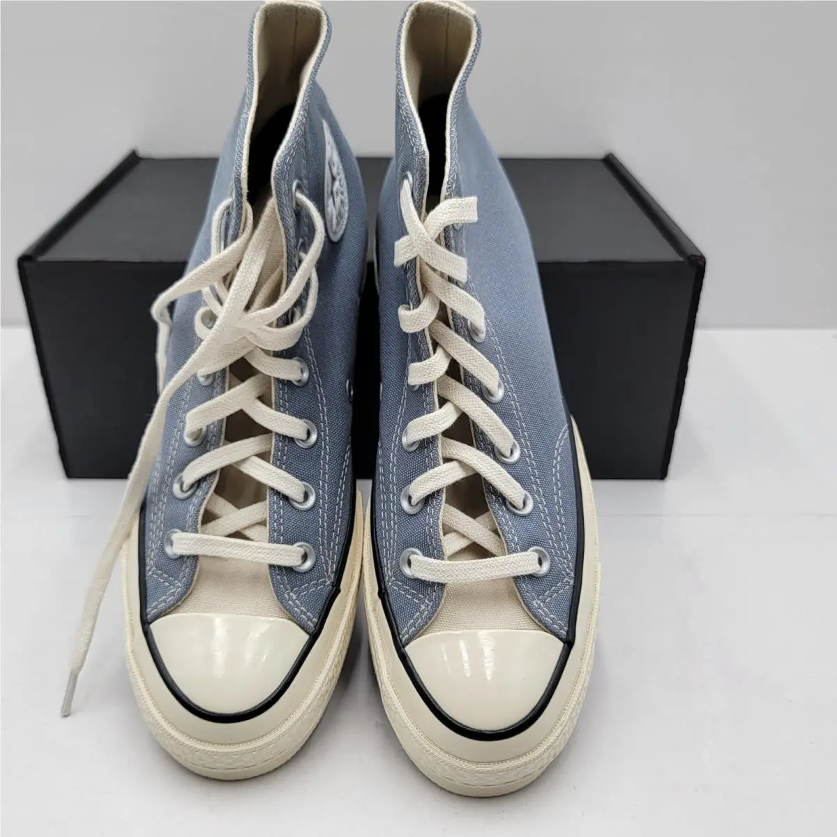 Converse shoes - Blue 2