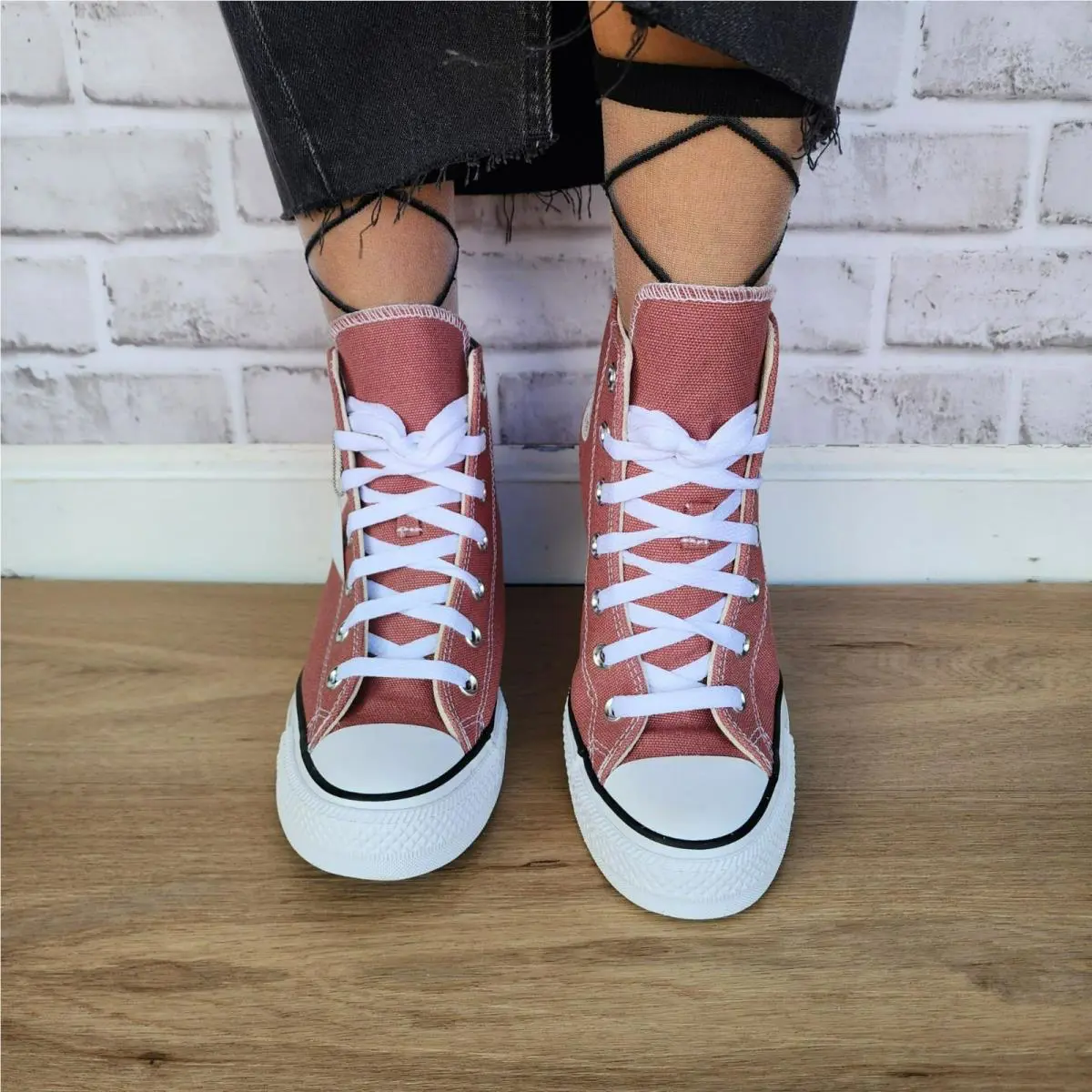 Converse shoes - Converse Chuck Taylor - Chuck Taylor - A13832C - Brown (UPC: 194435356044) 2