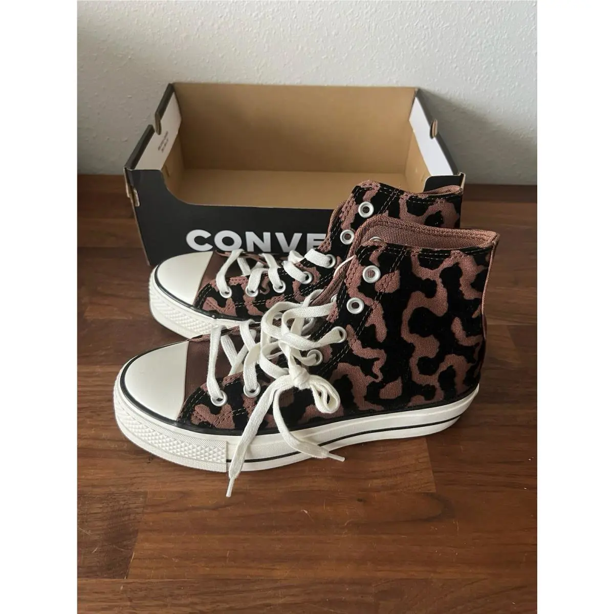 Converse shoes - Converse Chuck Taylor High - Chuck Taylor High - A12351C - Black, Brown 2