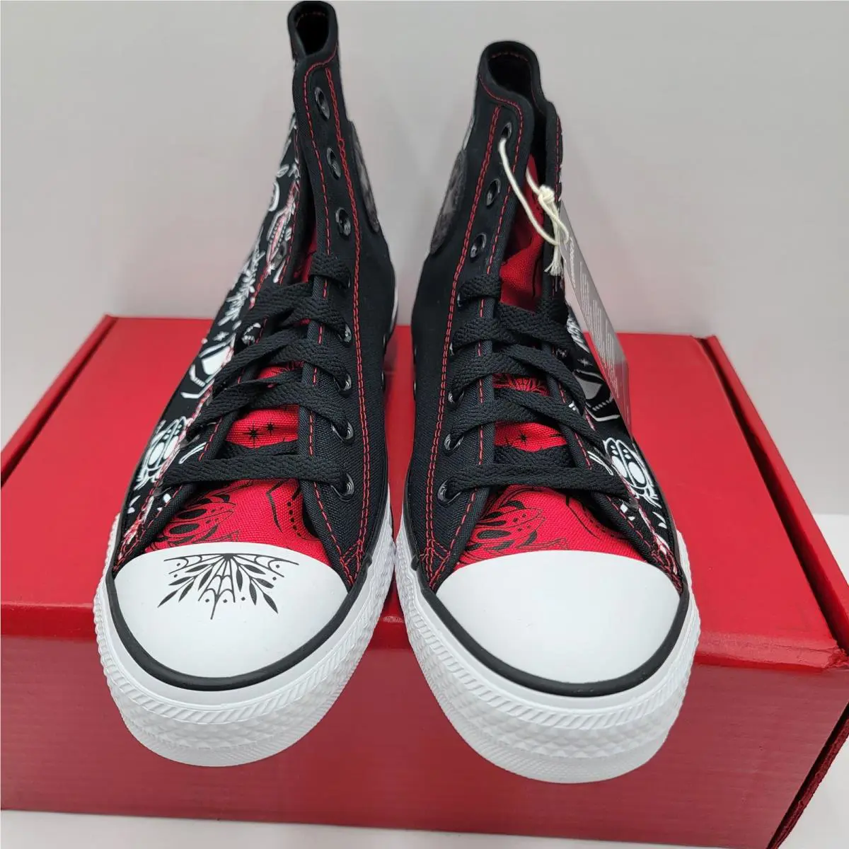 Converse shoes - Black 1