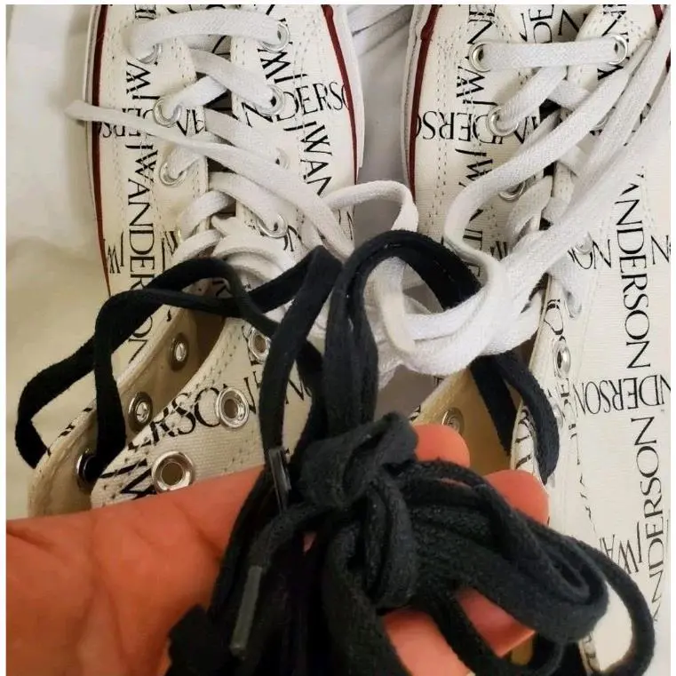 Converse shoes - White 3