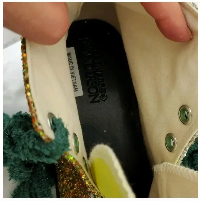 Converse shoes - Gold 10