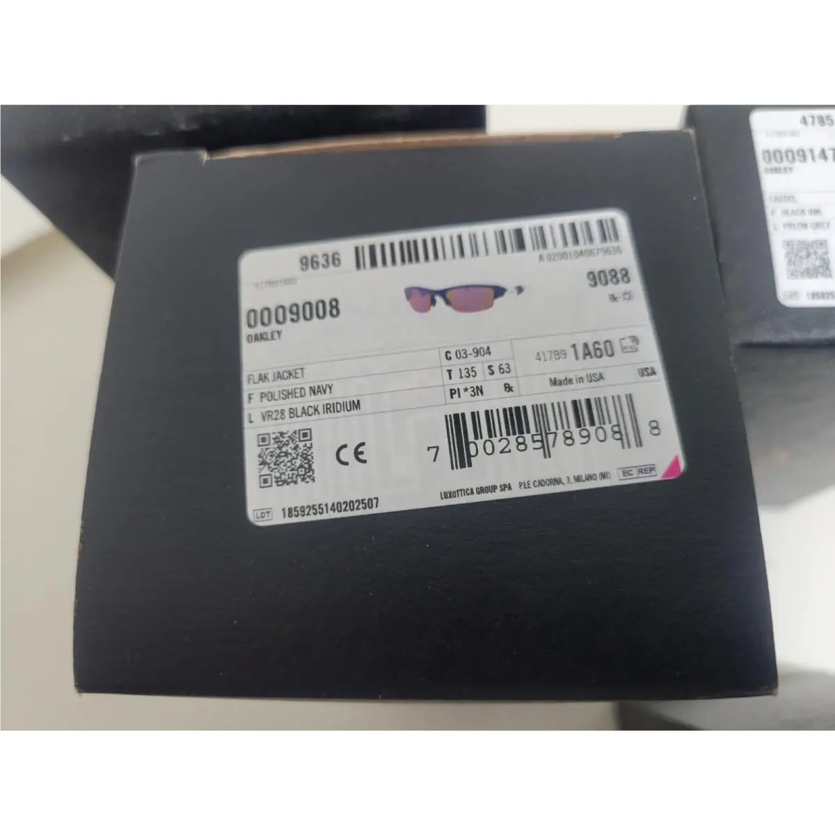 Oakley Flak Jacket Shiny Navy Blue VR28 Black Iridium Lens Sunglass 9008-03
