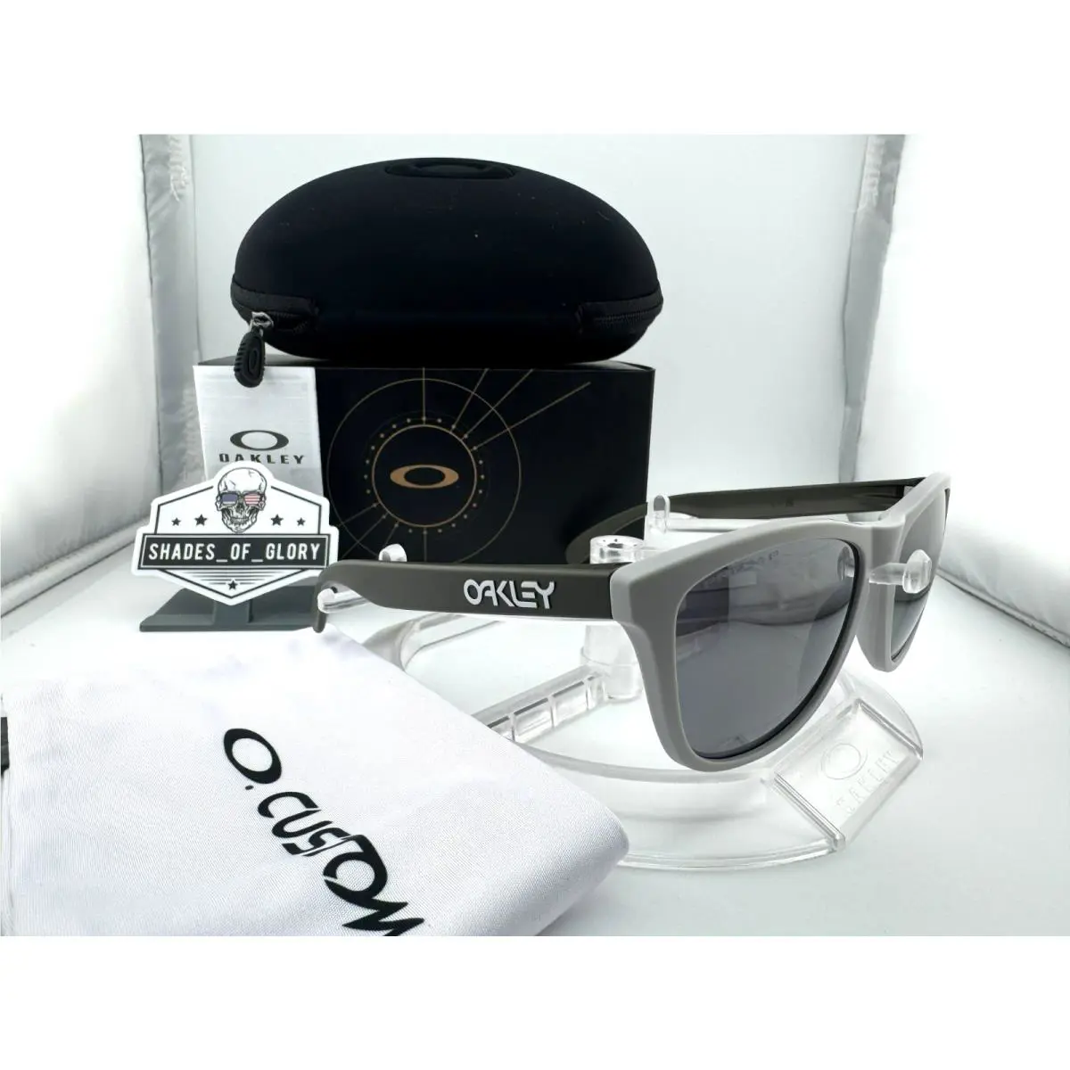 Frogskins Custom Matte Cool Grey Prizm Black Iridium Polarized Sunglasses by Oakley