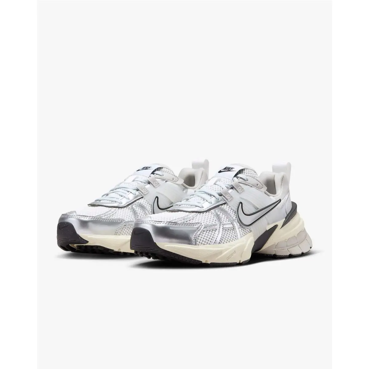 Nike shoes - NIKE V2K RUN - RUN - FD0736-100 - SUMMITE WHITE/METALLIC SILVER 7
