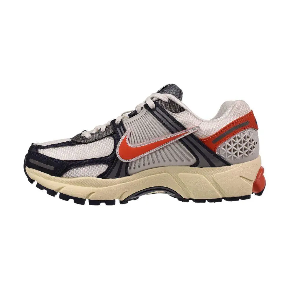 Nike shoes - Photon Dust /Picante Red 2
