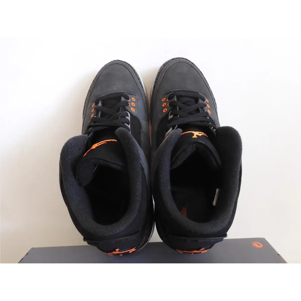 Nike shoes - Air Jordan 3 - Air - CT8532-080 - Orange 43