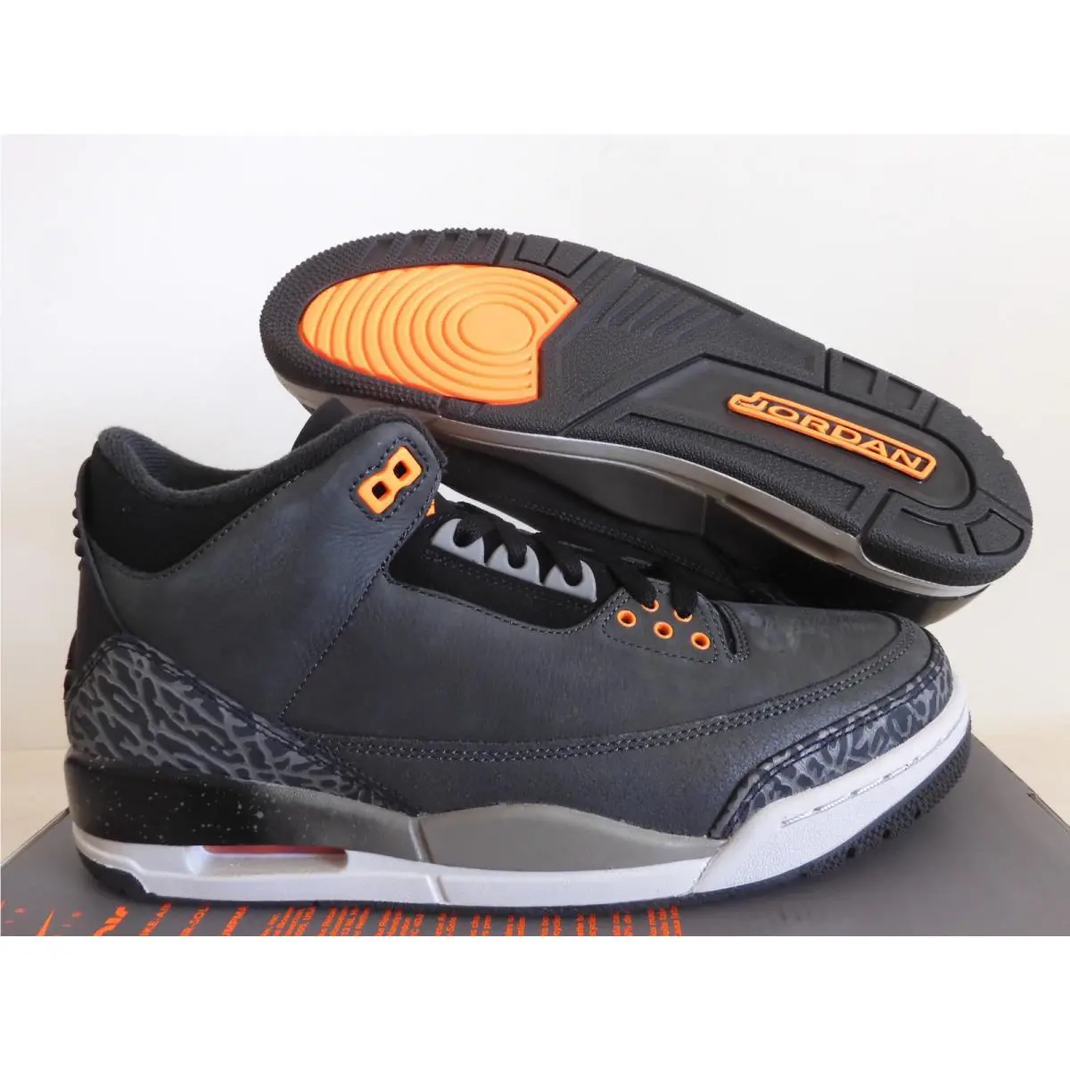 Nike shoes - Air Jordan 3 - Air - CT8532-080 - Orange 30