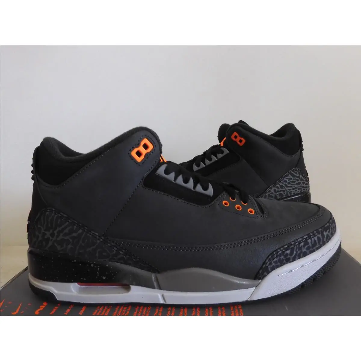 Nike shoes - Air Jordan 3 - Air - CT8532-080 - Orange 23