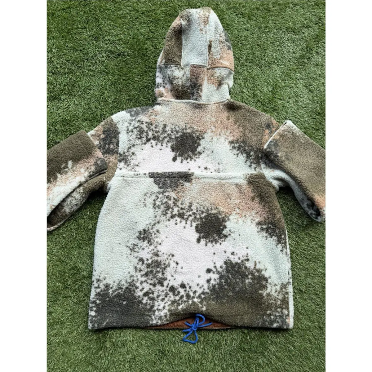 Nike clothing - Nike Sportswear Essentials+ 1/2 Zip Sherpa Hoodie - DD5009222 DD5009-222 - Camouflage 16